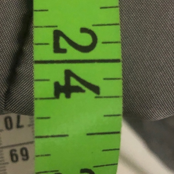 Womens Silver Vest. Size medium - Picture 3 of 5